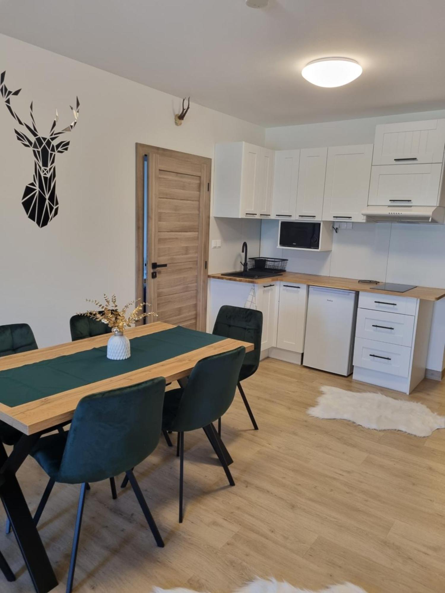 Apartamenty Jelen Pod Grapom Banska Nizna المظهر الخارجي الصورة